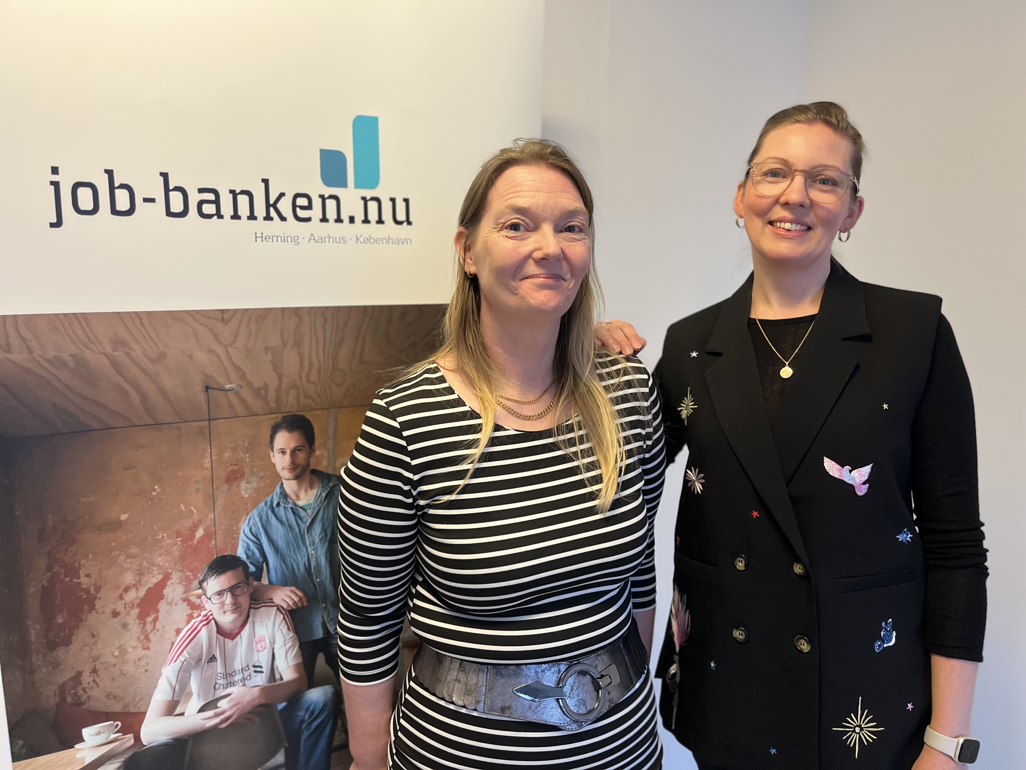 <span id="hs_cos_wrapper_name" class="hs_cos_wrapper hs_cos_wrapper_meta_field hs_cos_wrapper_type_text" style="" data-hs-cos-general-type="meta_field" data-hs-cos-type="text" >Rekordmange medlemmer fejrede jobjubilæum i 2026</span>